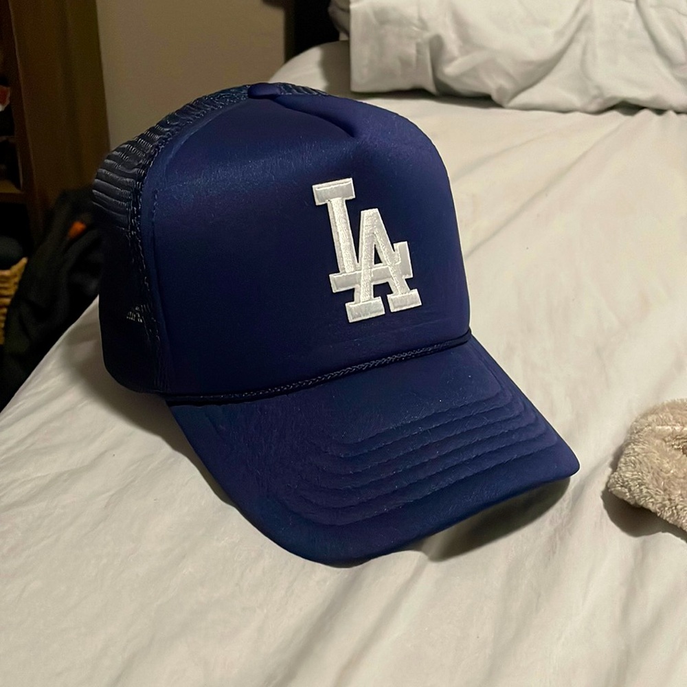Otto LA trucker hat